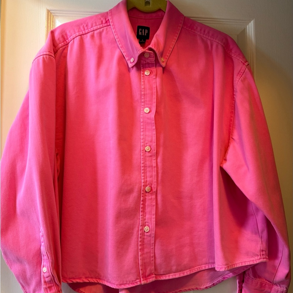 GAP Ladies Cropped Soft Denim Button Down Oversized Shirt Pink-Large